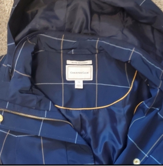 2/$10! Worn once Charter club navy plaid rain jacket sz mp - Picture 3 of 5
